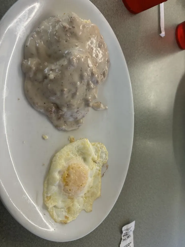 Biscuits and Gravy Half Order